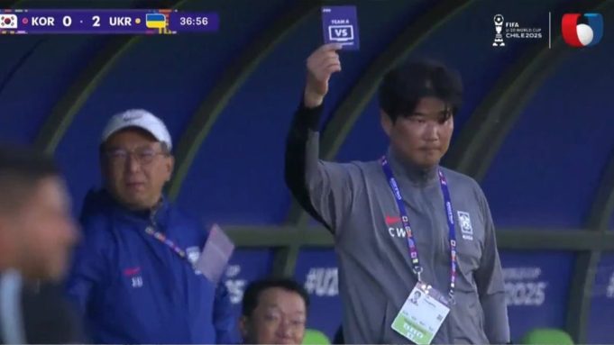 Comenzó el Mundial Sub 20 en Chile y se utilizó por primera vez la tarjeta verde en el fútbol: el histórico momento