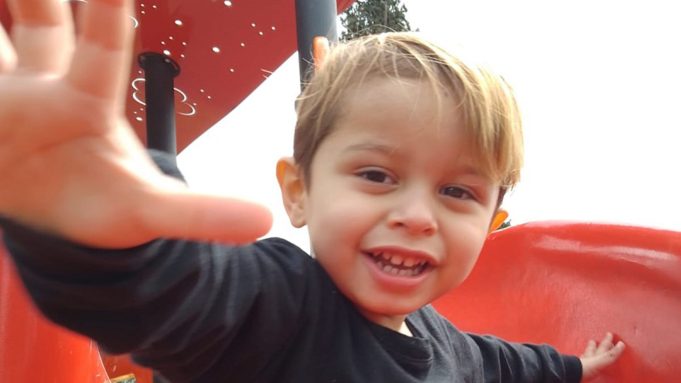 El “mea culpa” de un padre que eligió un nombre único para su hijo: “Lo condené de por vida a tener que explicar cómo se escribe”