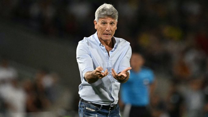 Fluminense anunció la llegada de un DT argentino tras quedar eliminado ante Lanús: la larga racha sin extranjeros que cortó