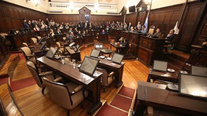 La Legislatura de Mendoza aprobó una reforma que regula el empleo público: cómo son los cambios que se implementarán