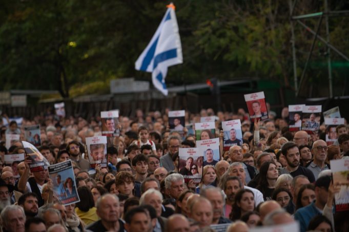 Multitudinario acto a dos años de la masacre de Hamás en Gaza: el emotivo reclamo de la comunidad judía