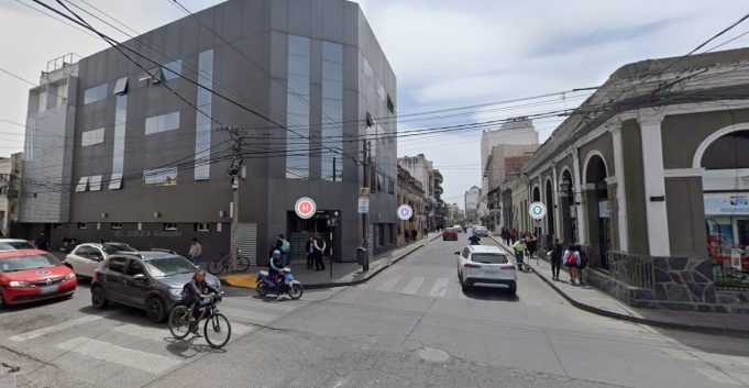 Atraparon a un falso inspector de Tránsito en Salta que extorsionaba a conductores en infracción
