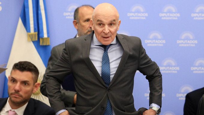 José Luis Espert pidió licencia como diputado nacional hasta el final de su mandato