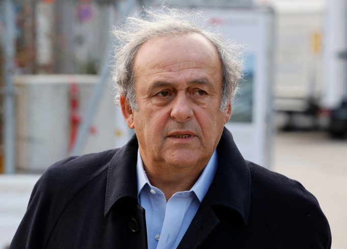 La Justicia cerró de forma definitiva el caso contra Michel Platini tras una década de escándalos: “A mis nietas les decían que tenían un abuelo corrupto”
