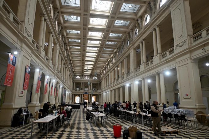 La Justicia Electoral empezará el escrutinio definitivo y la atención se posa en ocho provincias con resultados ajustados