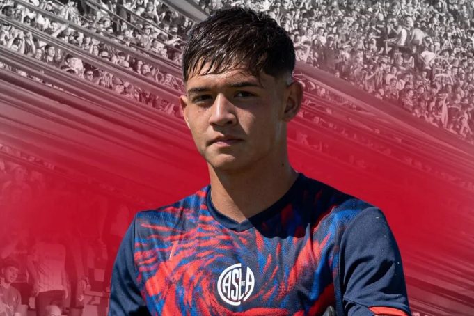 No debutó en Primera ni firmó su primer contrato: quién es la promesa a la que Scaloni llevará a la próxima gira de la Selección