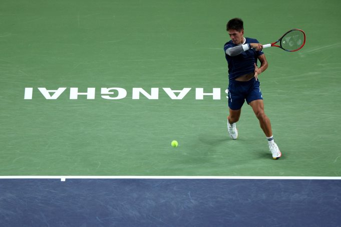 Sebastián Báez luchó, revirtió el resultado y ganó en su debut en Shanghai: cuándo juega el resto de La Legión