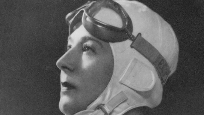 Soñaba con volar y se convirtió en precursora de la aeronáutica en el país: la increíble historia de la primera aviadora argentina