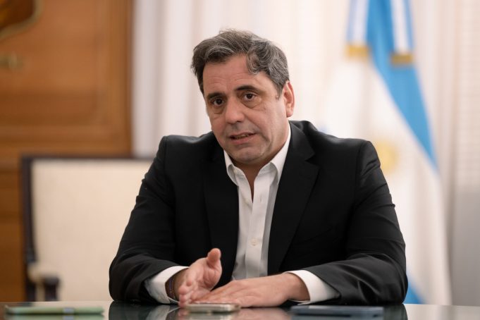 Tras la salida de Francos, Lisandro Catalán renunció como Ministro del Interior