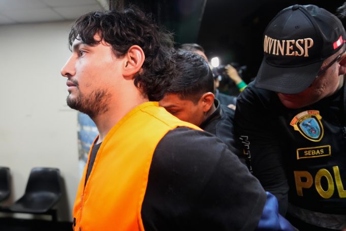 Triple femicidio narco, en vivo: ocho policías argentinos viajarán a Perú para buscar al principal ladero de Pequeño J