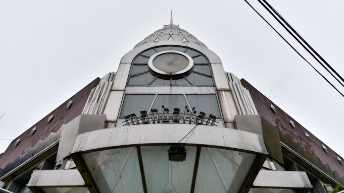 Cafetines de Buenos Aires: el adiós al Manhattan Club Grand Café, la histórica cúpula neoyorquina y un símbolo del menemismo