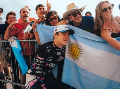 Colapinto mostró la pista de Interlagos en el simulador de Alpine y habló de los fanáticos argentinos que viajarán a Brasil