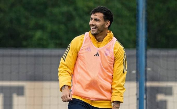 Con el regreso de Paredes, una sorpresa y la duda de Cavani: la formación de Boca que probó Úbeda de cara al Superclásico ante River