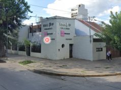 Dos delincuentes robaron la moto de la esposa de un policía y todo terminó en un intenso tiroteo