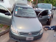 El impactante final de una persecución a dos delincuentes que circulaban en un auto robado