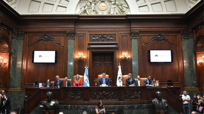 Jorge Macri negocia con LLA el respaldo al Presupuesto 2026 de CABA: los puntos en discusión antes de un debate clave