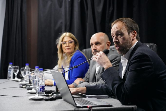 Kicillof abrió negociaciones para asegurar gobernabilidad en 2026: Presupuesto, Ley Fiscal y endeudamiento