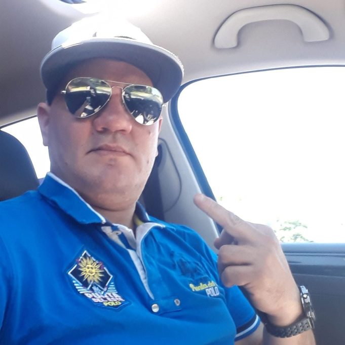 Motochorros mataron al dueño de una pizzería en el Camino del Buen Ayre para robarle la moto