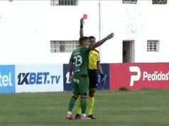 Nuevo escándalo de Ricardo Centurión en Bolivia: lo acusan de golpear a un árbitro y se expone a una dura sanción