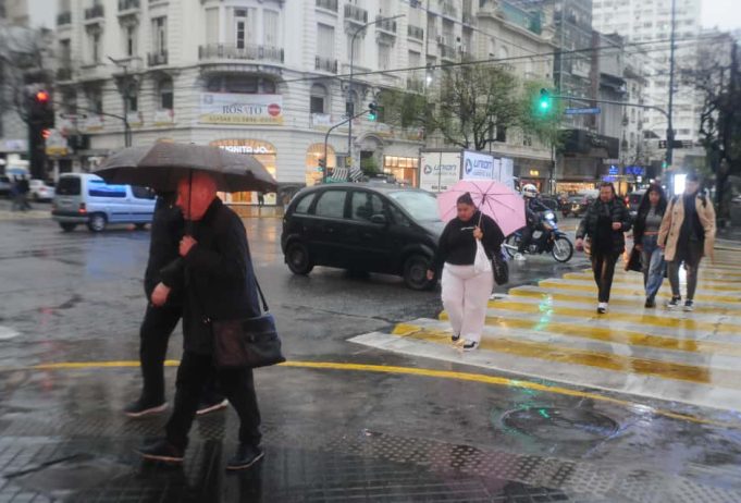 Otro fin de semana con mal tiempo y un marcado descenso de la temperatura: para cuándo se esperan lluvias