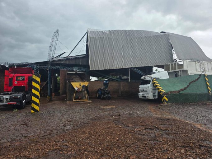 Se registraron destrozos en varias localidades de Misiones producto de un intenso temporal