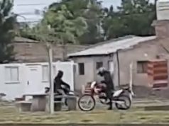 Violento ataque de motochorros a una pareja en Río Negro: les gatillaron tres veces para robarles